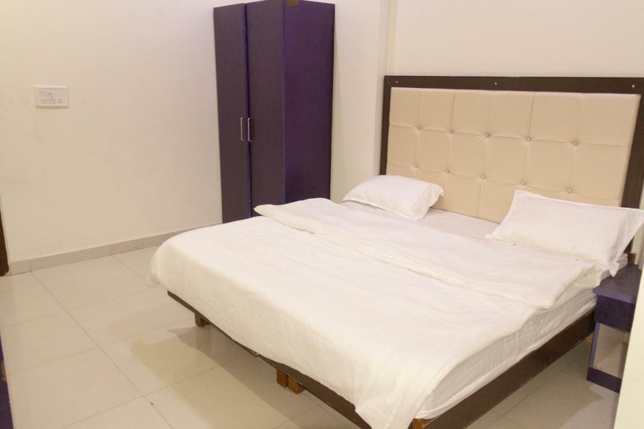 Hotel Namo Palace Kota  Kültér fotó
